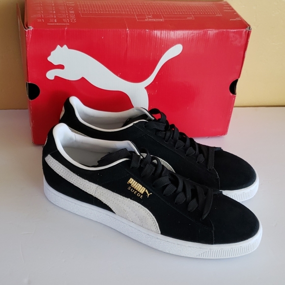 Puma Other - Puma suede classic sneakers